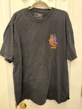 Cove Black Short-Sleeve Tee with Multicolor Chest Graphic